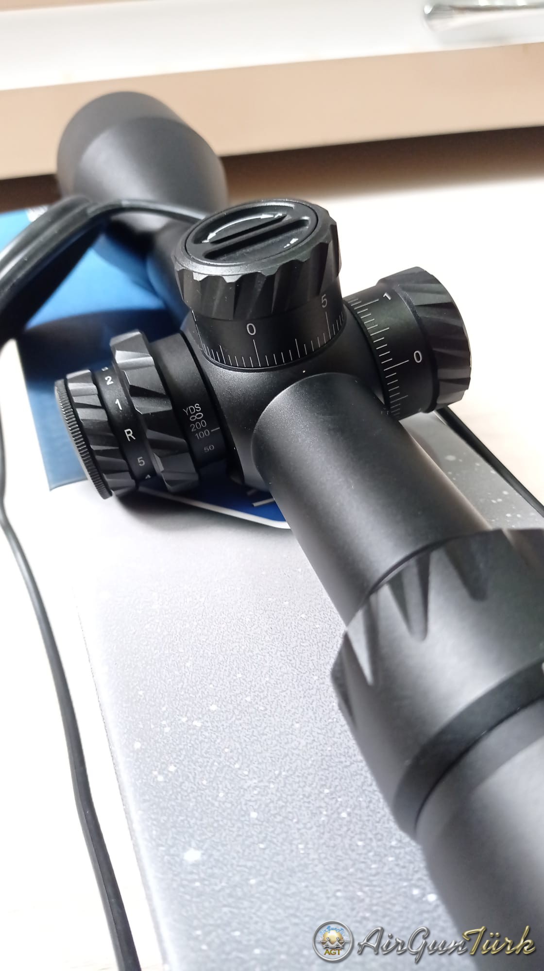 Discovery HD 5-25X50 SFIR FFP