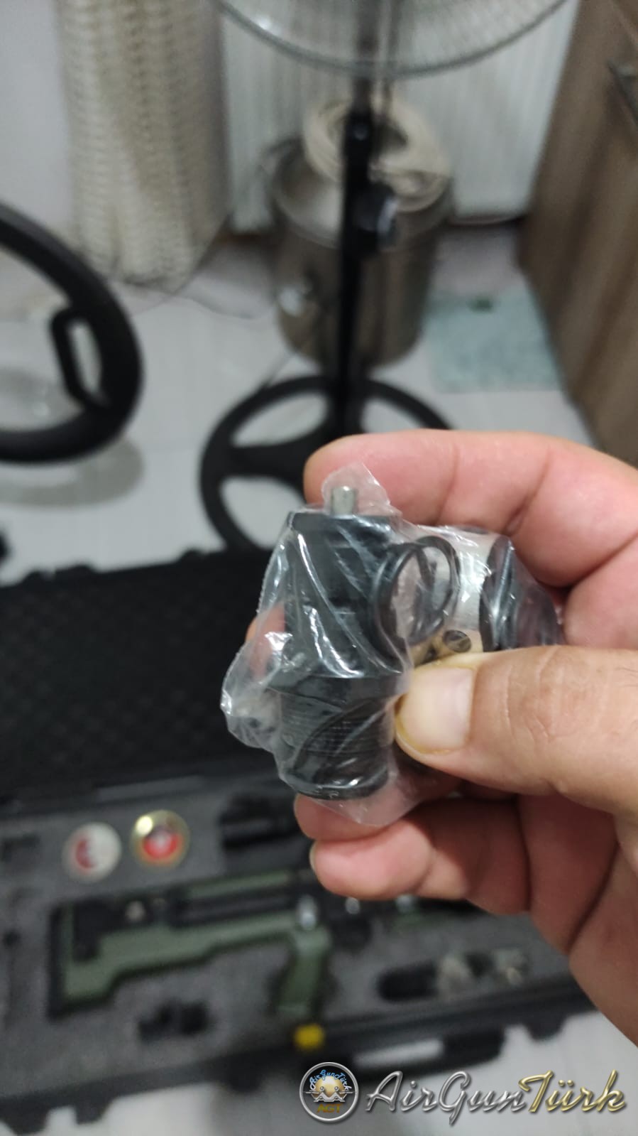 3101f0b4-77e8-4839-a577-81c93e2c9545