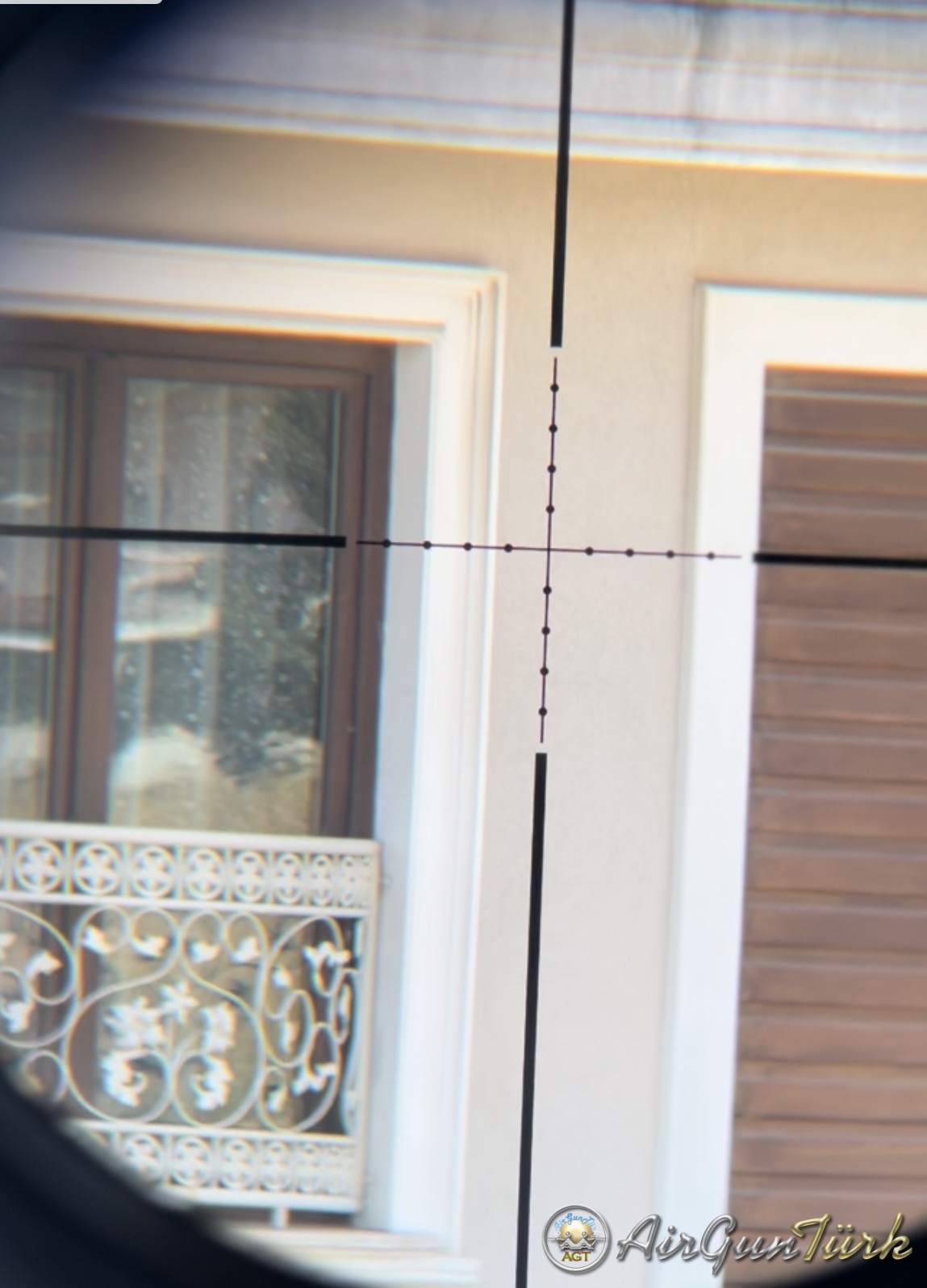 Optima 2,5-10x50 E-SFT Tüfek Dürbünü