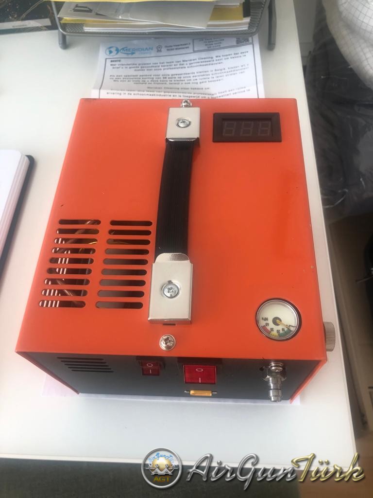 12V-220V  4500 Psi 300 Bar 30mpa Kompresör