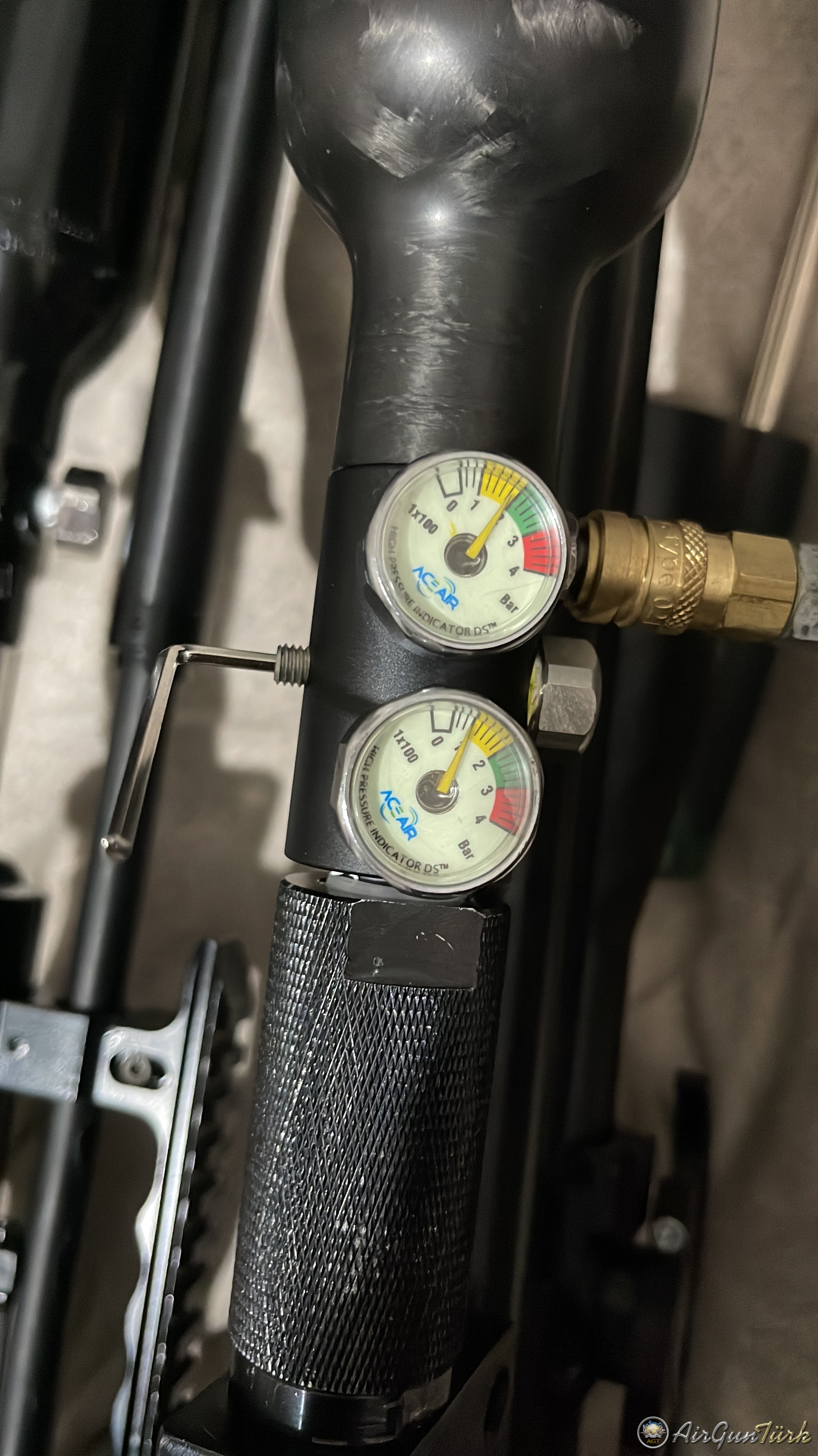 15EBEE16-FA17-43F9-A98F-363E5CD258D3