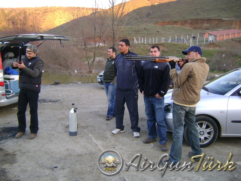 26 Mart 2011 - Mustafa Serdar ile YataGun'un Samyang ve Hawke Tanıtım Buluşması