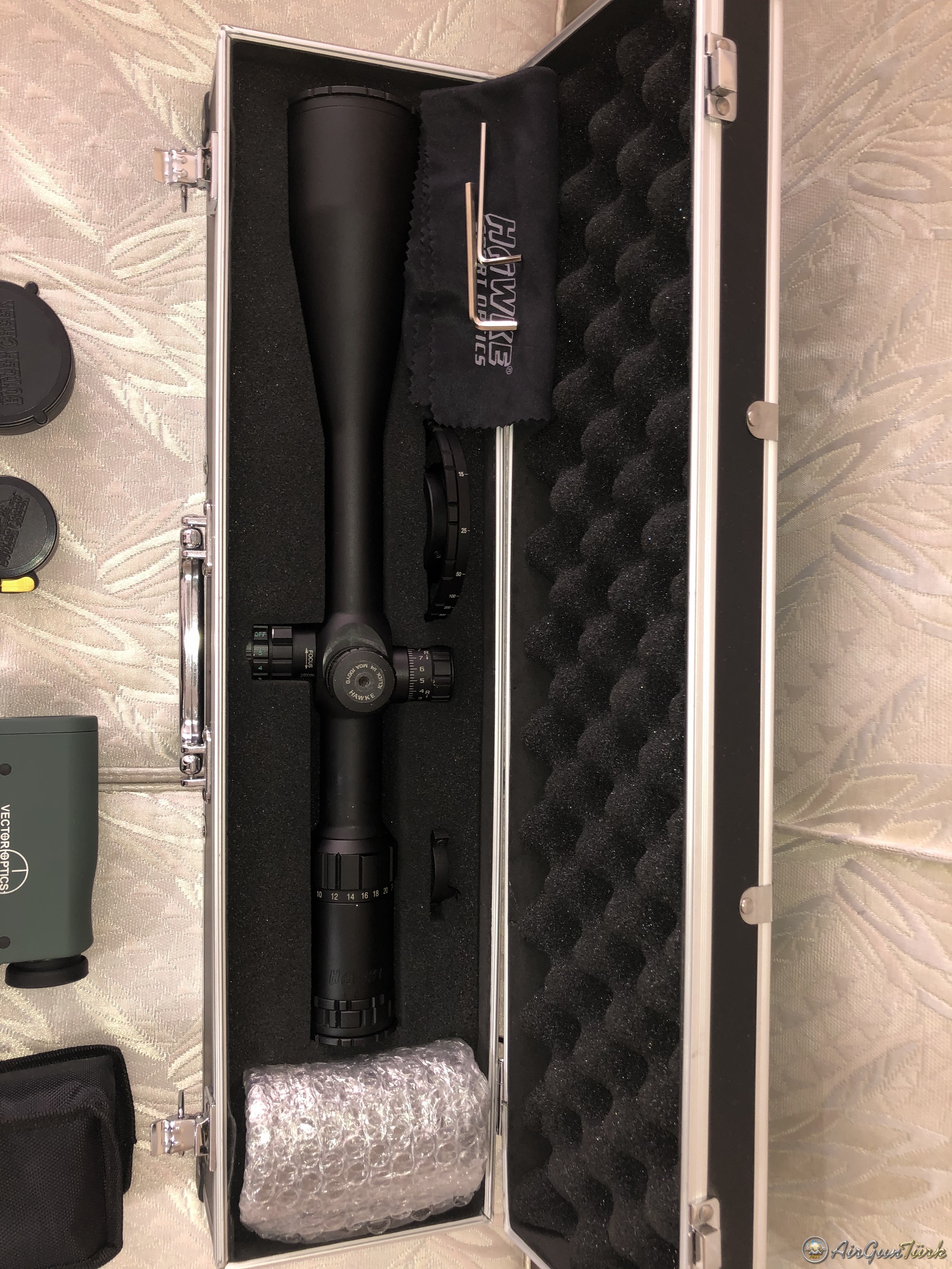 DE9A5274-9102-4B6D-962D-EA32A07F4632