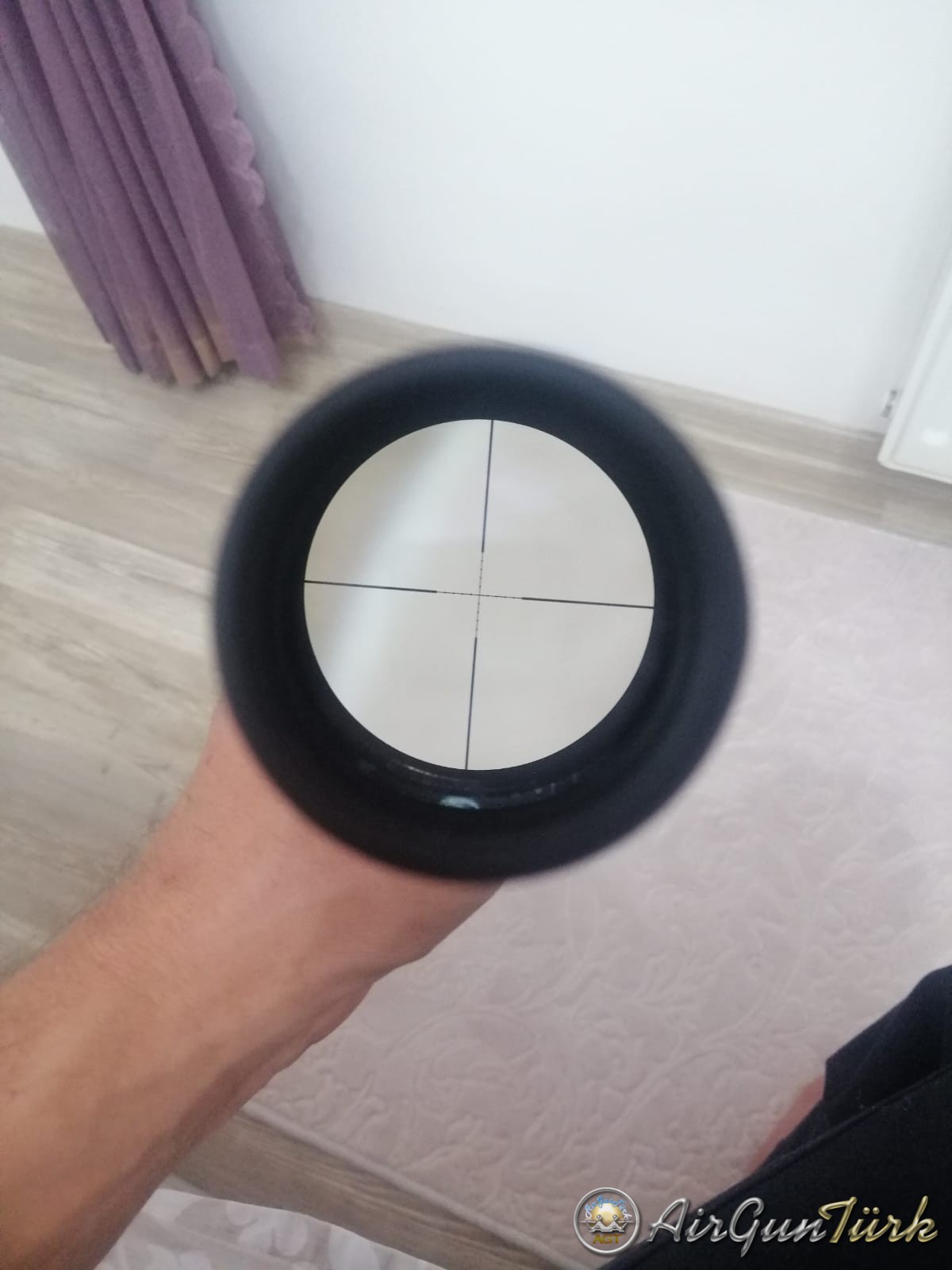 SATILIK Hawke Vantage 4-12x40 AO Mil Dot