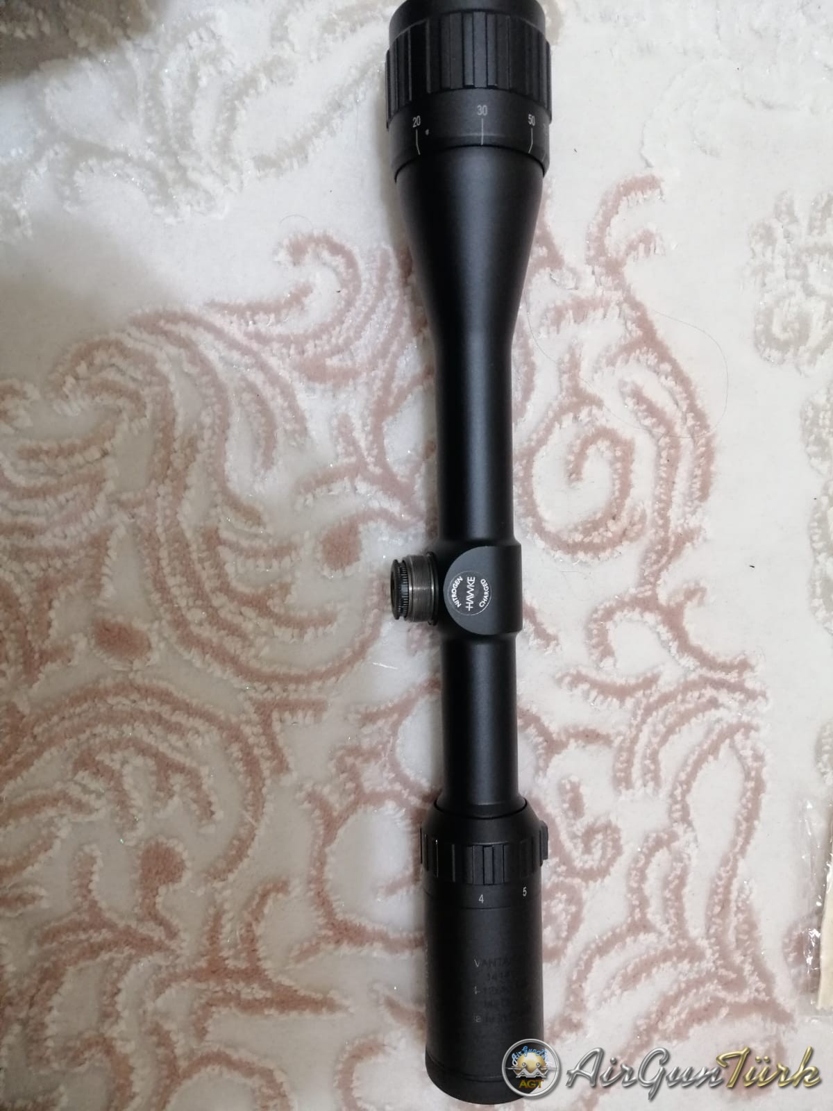 SATILIK Hawke Vantage 4-12x40 AO Mil Dot