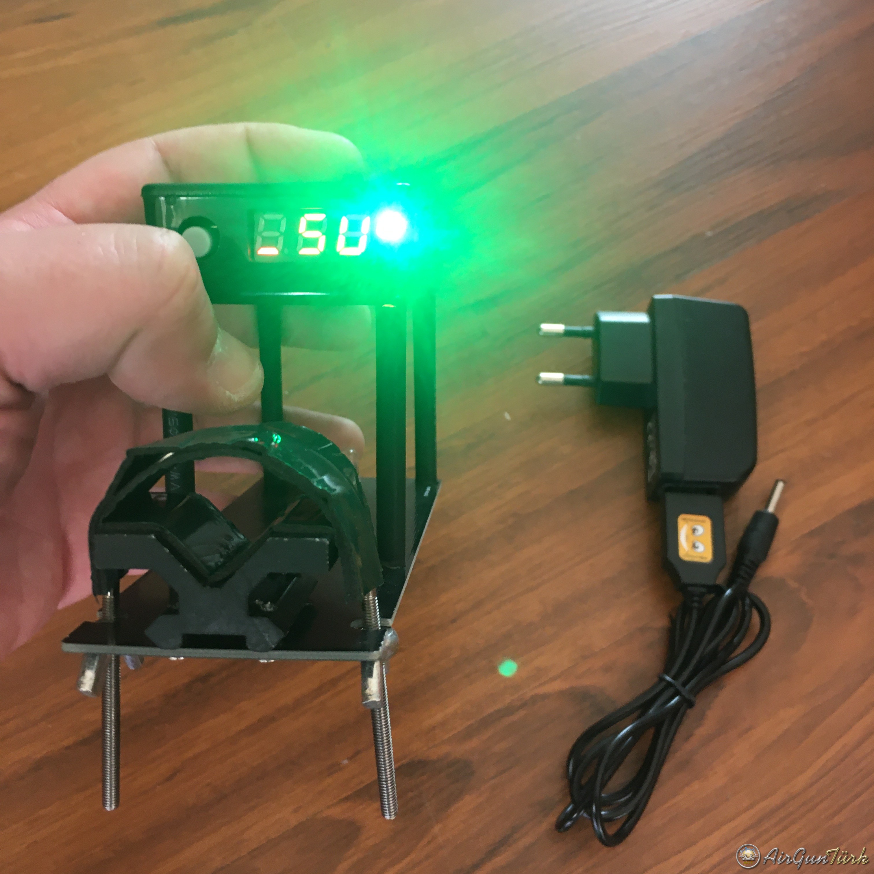 Satılık Sndway Sw-600a Mesafe Ölçer ve Namlu Ucu Krono