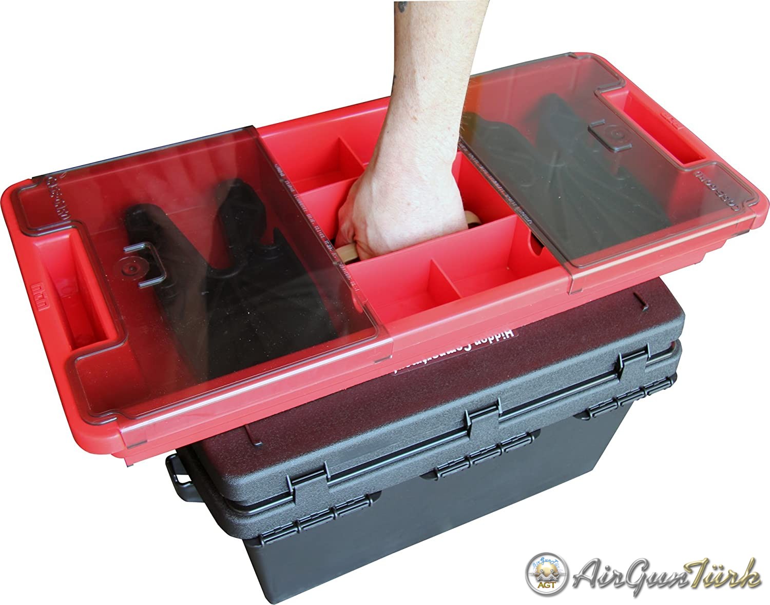 Atış ekipmanı olarak güzel bir sehpa ve organizer !