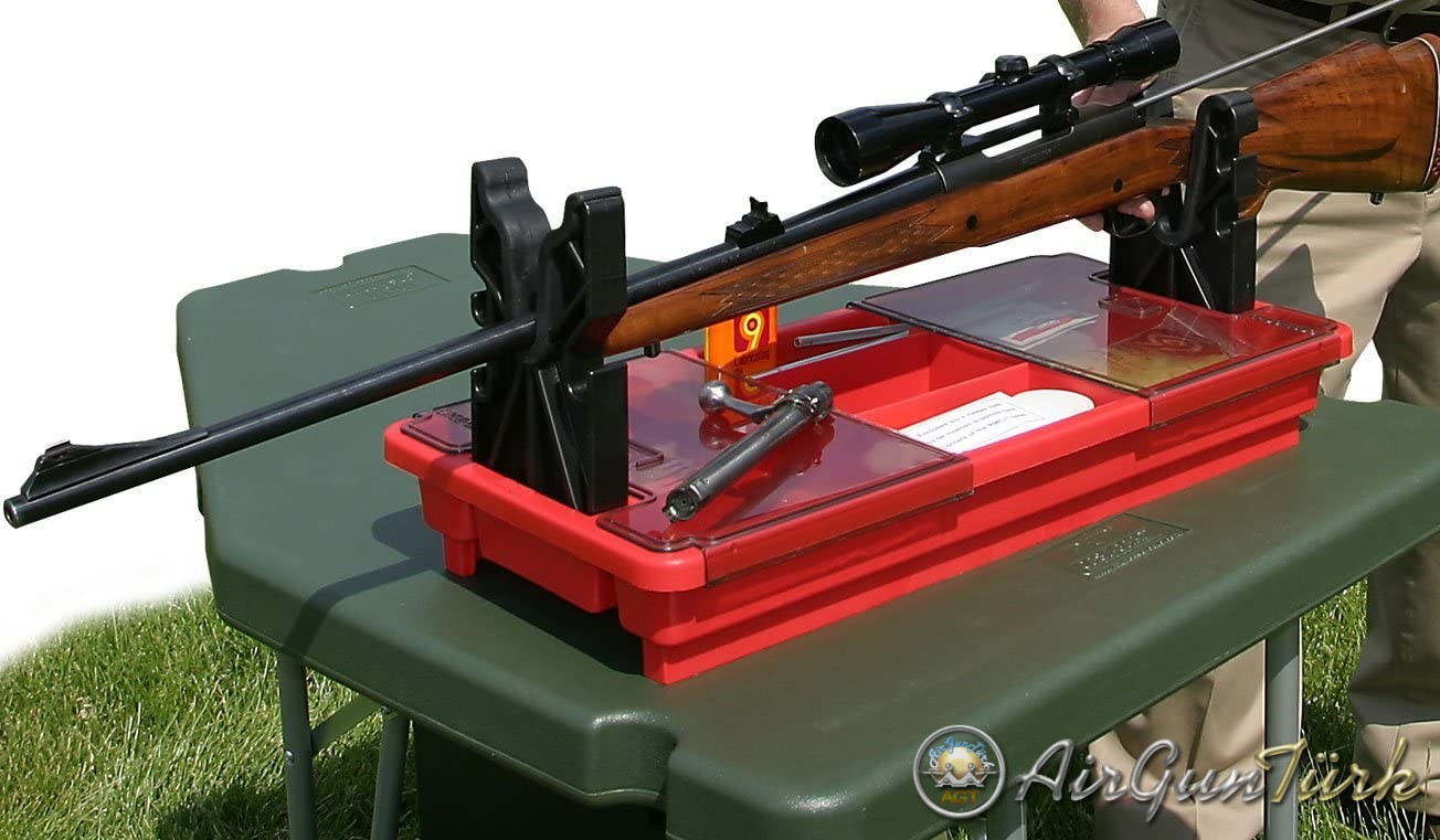 Atış ekipmanı olarak güzel bir sehpa ve organizer !