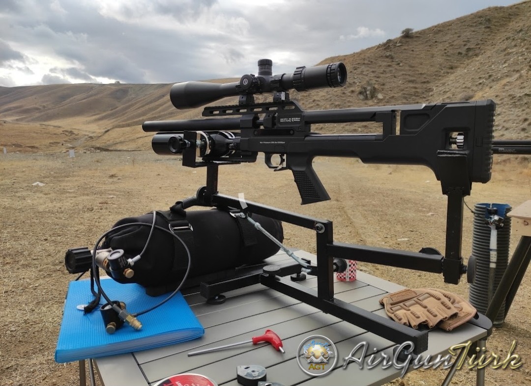 Hawke Sitewinter 8-23x56 SF x20 Halfmildot